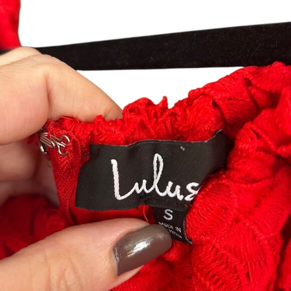 Lulus Women's Genevieve Red Off the Shoulder Lace Mini Dress Size Small - Picture 4 of 5